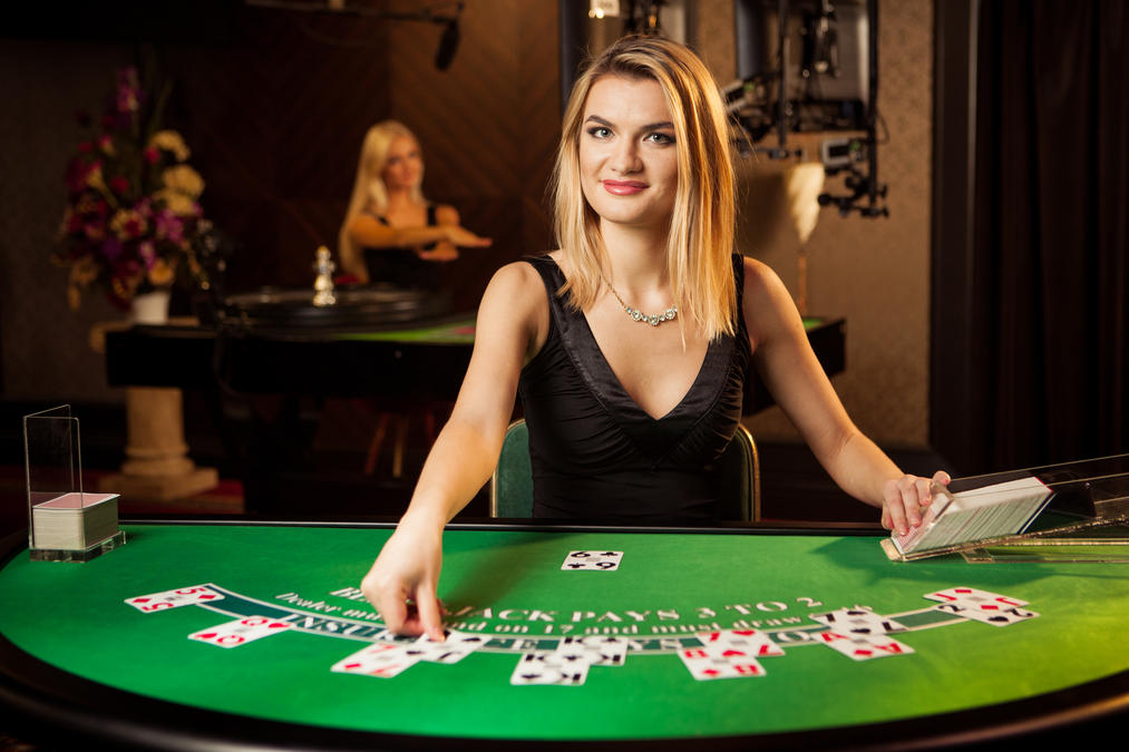 57r424-live-dealer-online-gaming.jpg
